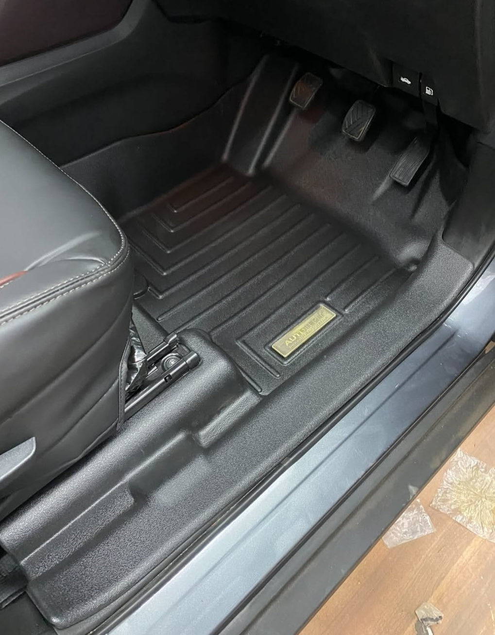 Autotech xliner premium mats for Tata Safari